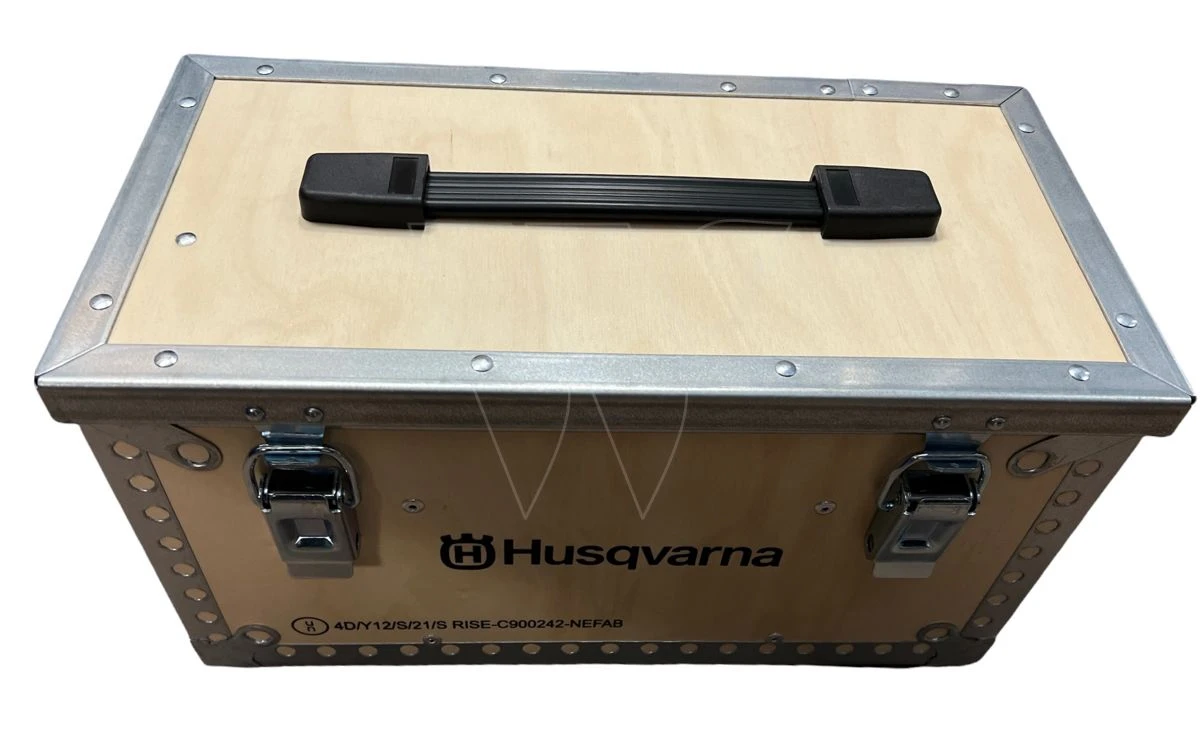 Husqvarna Opbergbox Hout 2x Accu & Lader 4 Husqvarna Opbergbox Hout 2x Accu & Lader - Afbeelding 4